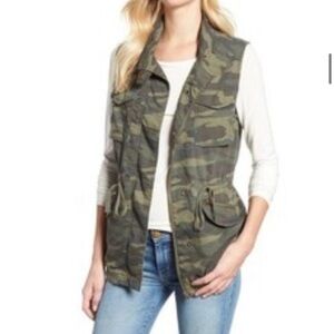 Caslon Camouflage Utility Vest - Women's Olive Camo Sz Small
